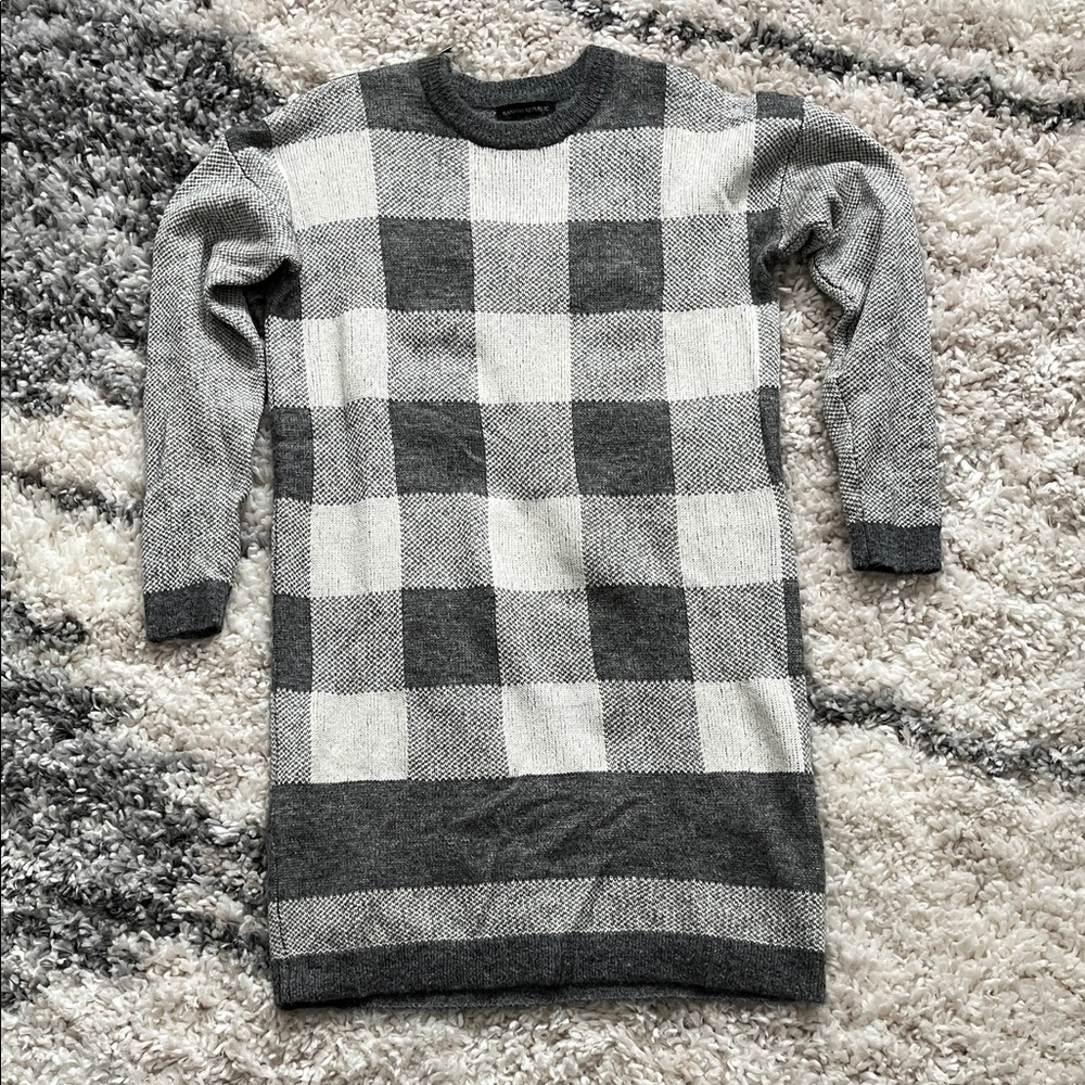 Banana Republic Gray & White Buffalo Check Knit Sweater Dress